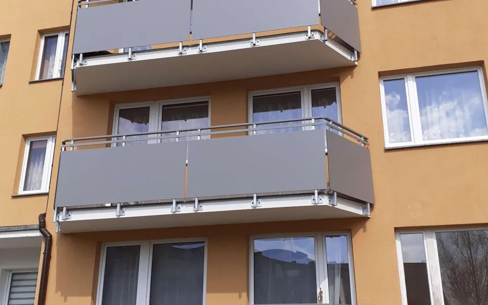 Realizacja Renoplast system Basic K30 balkony 