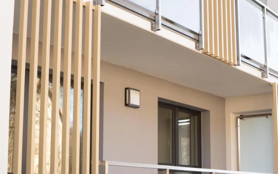 Realizacja Renoplast system PRO W35 balkony z posadzką ceramiczną